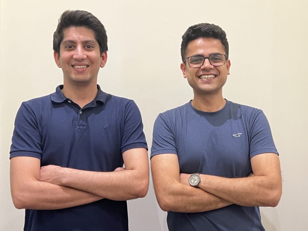 Ammar Naveed  and  Haider Raza MBA2021, co-founders of DealCart
